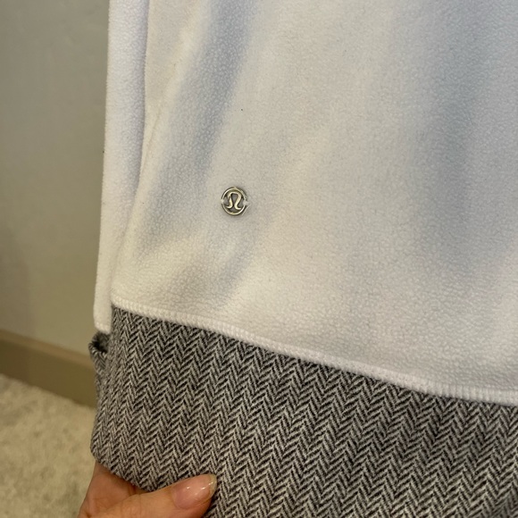 Lululemon Runaway Fleece Hoodie | Size 6 | Herringbone White/Grey GREAT Quality - Picture 3 of 8